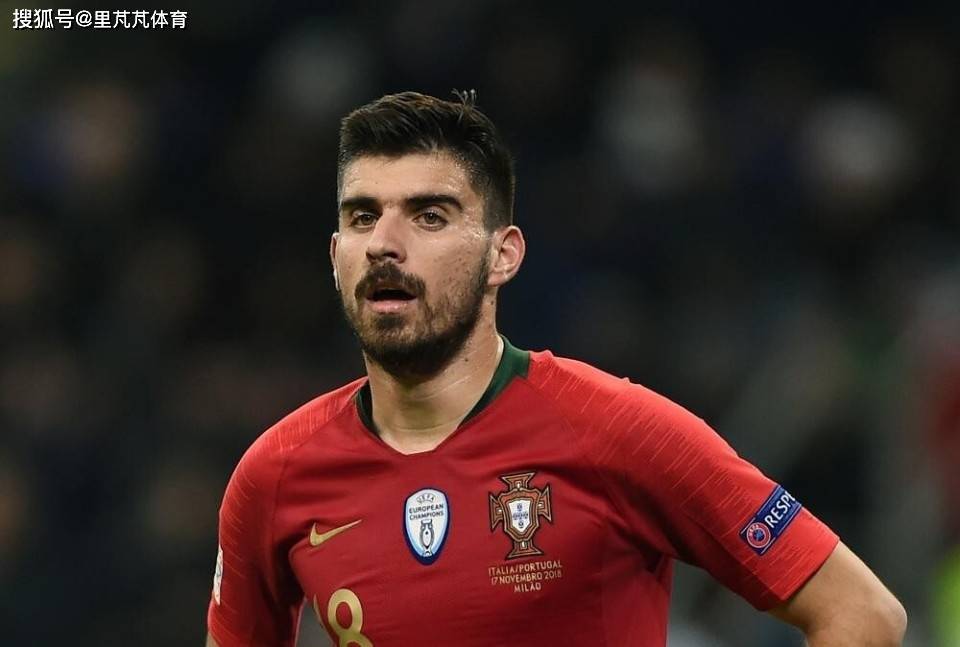 世界杯下注-明(míng)星扎堆廻(huí)归欧陆？世界杯大賽(sài)在(zài)即，沙特賽(sài)事面临转会窗挑战