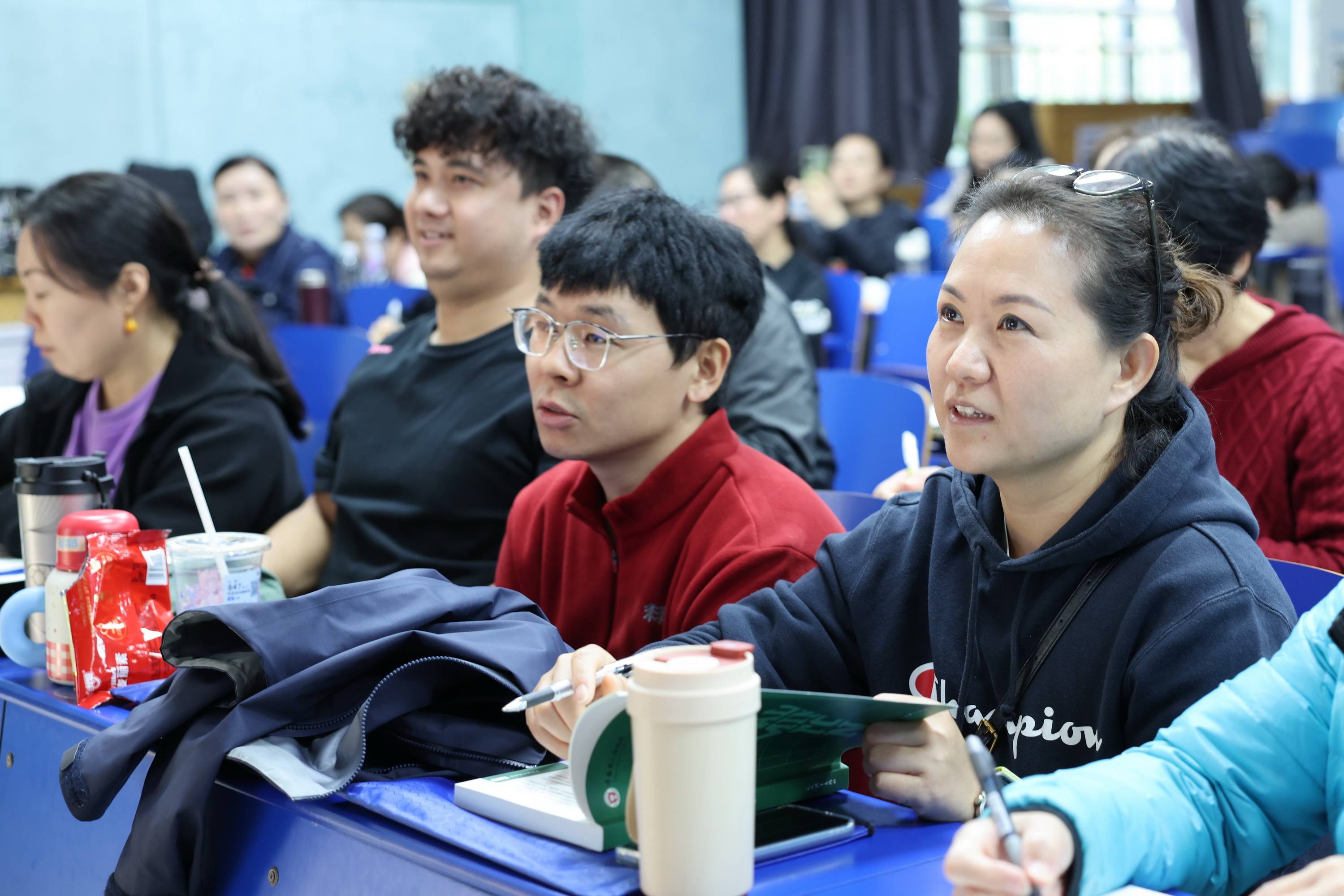 worldcup-筑牢羽毛球竞赛服务保障人才根基——郑州市羽毛球协会举办羽毛球三级、二级裁判員(yuán)培(péi)训班(bān)