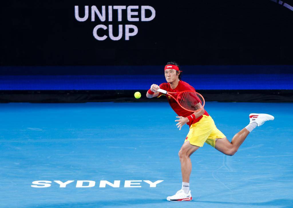 worldcup-网球联合杯-中国0-3加拿大 朱琳遭逆张之臻开局被破发