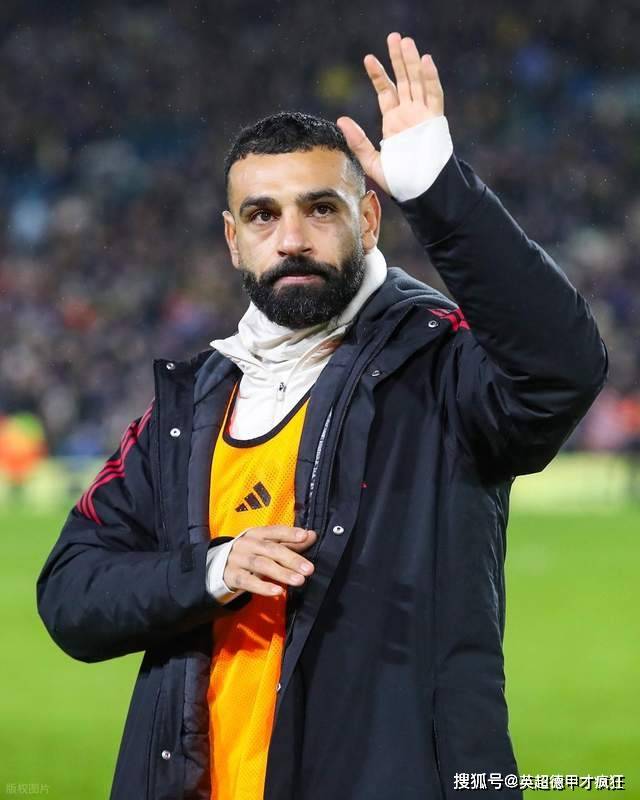 世界杯规则-利物浦薩(sà)拉赫回归！亨德森和范迪尅(kè)劝和不劝离，闻说鸡鸣见日升！